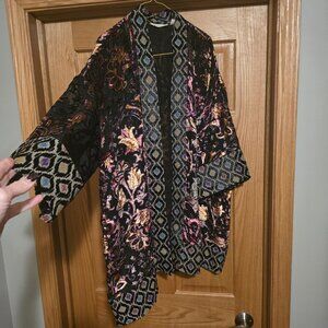 Soft surroundings burnout black decorative kimono - s/m - size s/m